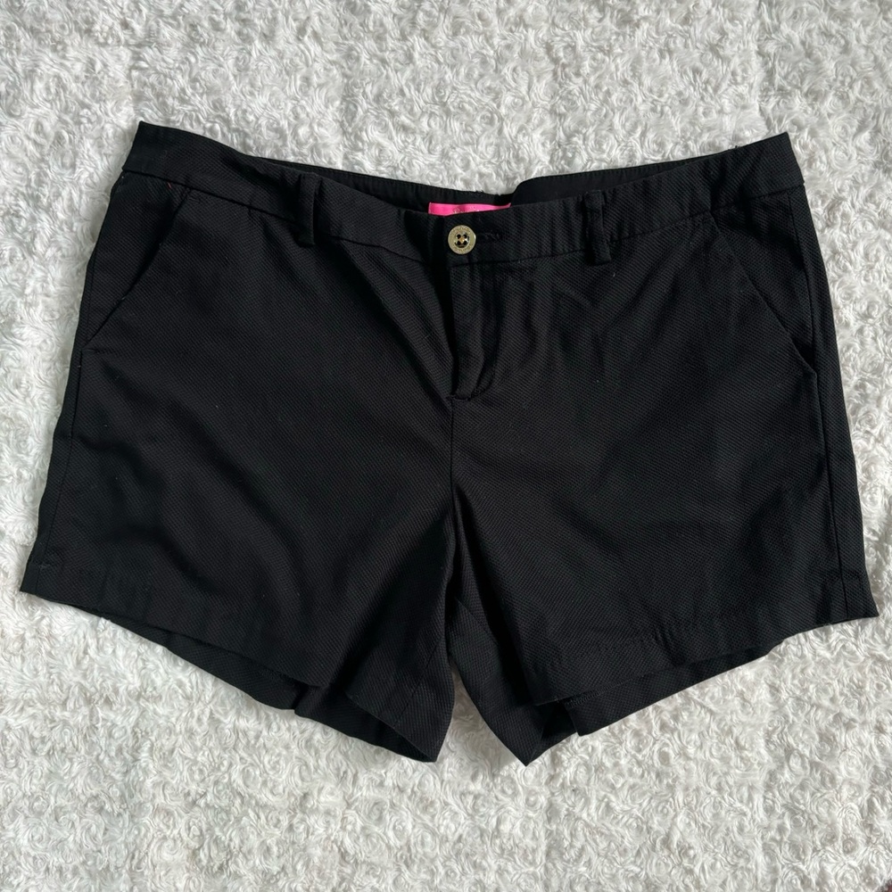 Black Lilly Pulitzer Callahan Stretch Short—Size 16